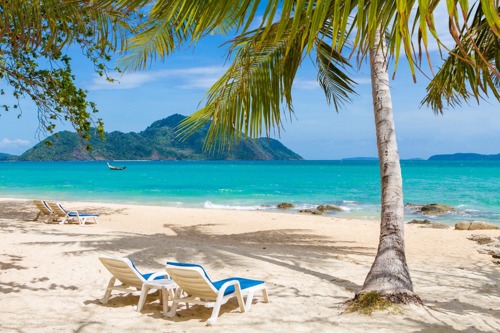 Najpiękniejsze plaże Phuket – 12 plaż dla każdego